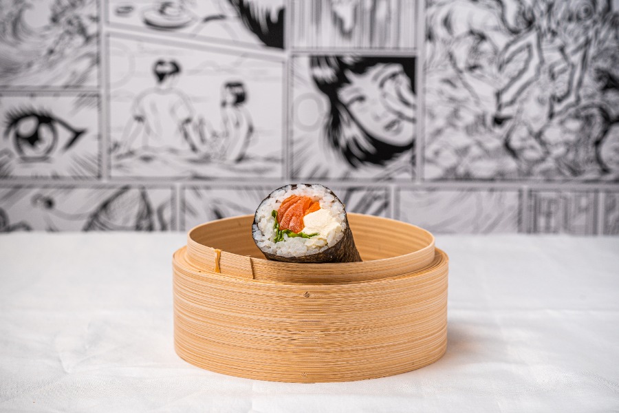 Salmon cream cheese white rice sushi roll