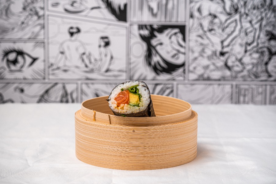 Spicy salmon avocado white rice sushi roll