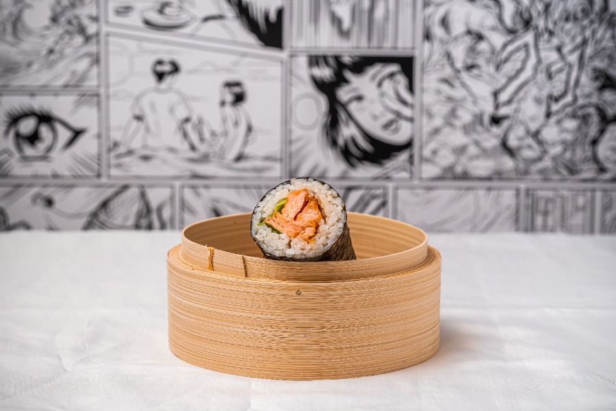 Spicy teriyaki salmon white rice sushi roll