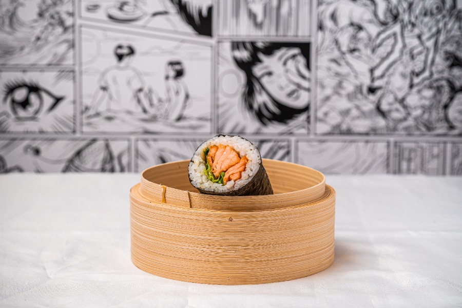 Teriyaki salmon white rice sushi roll