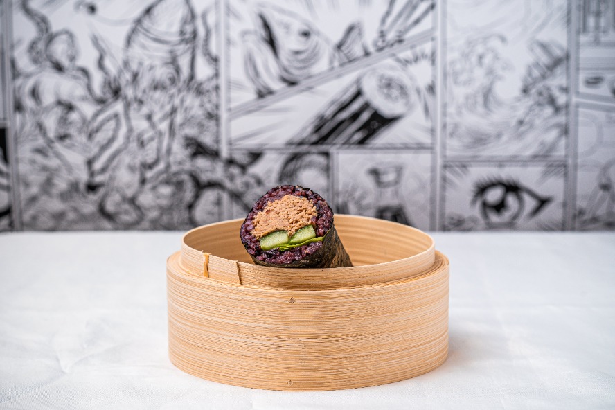 Cooked tuna cucumber (GF) black rice sushi roll