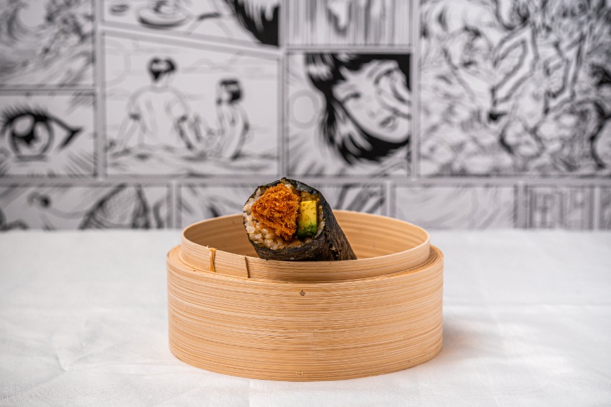 Panko prawn avocado brown rice sushi roll